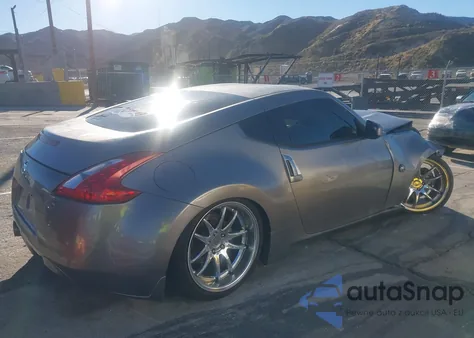 2010 Nissan 370Z z USA, uszkodzony, nr VIN JN1AZ4EH6AM505442